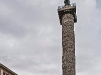 Colonne Marc Aurèle, Piazza delle Colonna