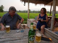Un moment de repos (toujours avec la bière) à Country Retrait : Hébergement, Nous