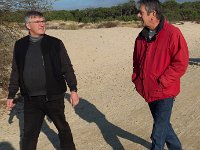 Vers la plage  Pas pour nous pour le moment, nous avons gardé notre tête