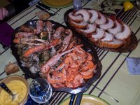 Repas du réveillon  Cherchez l'intru !