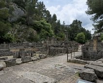 La rue principale à proximité des remparts