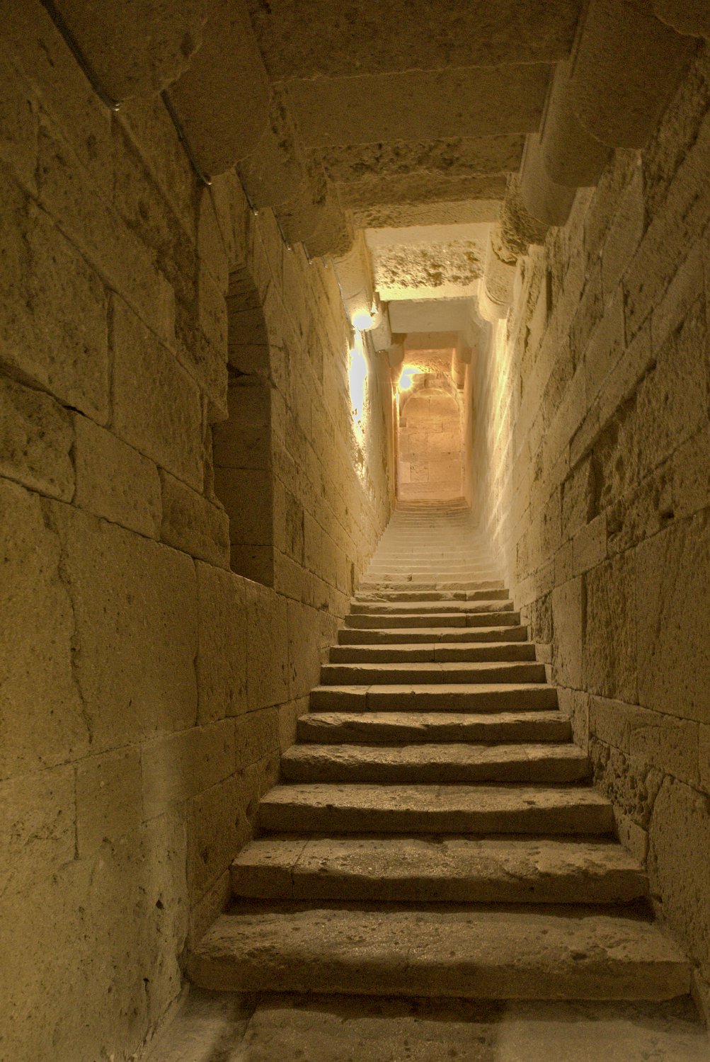 Escalier d'accès à la tribune des chanoines