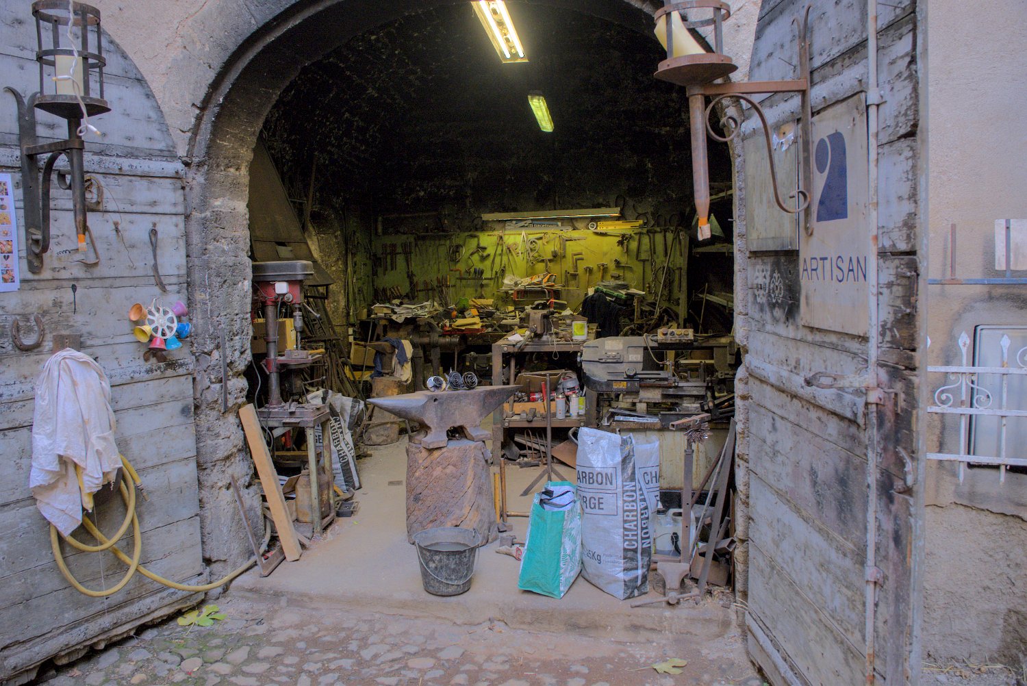 Atelier de métallerie impasse Simon Ducros