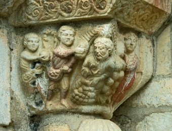 Chapiteau montrant la lapidation de Saint Etienne