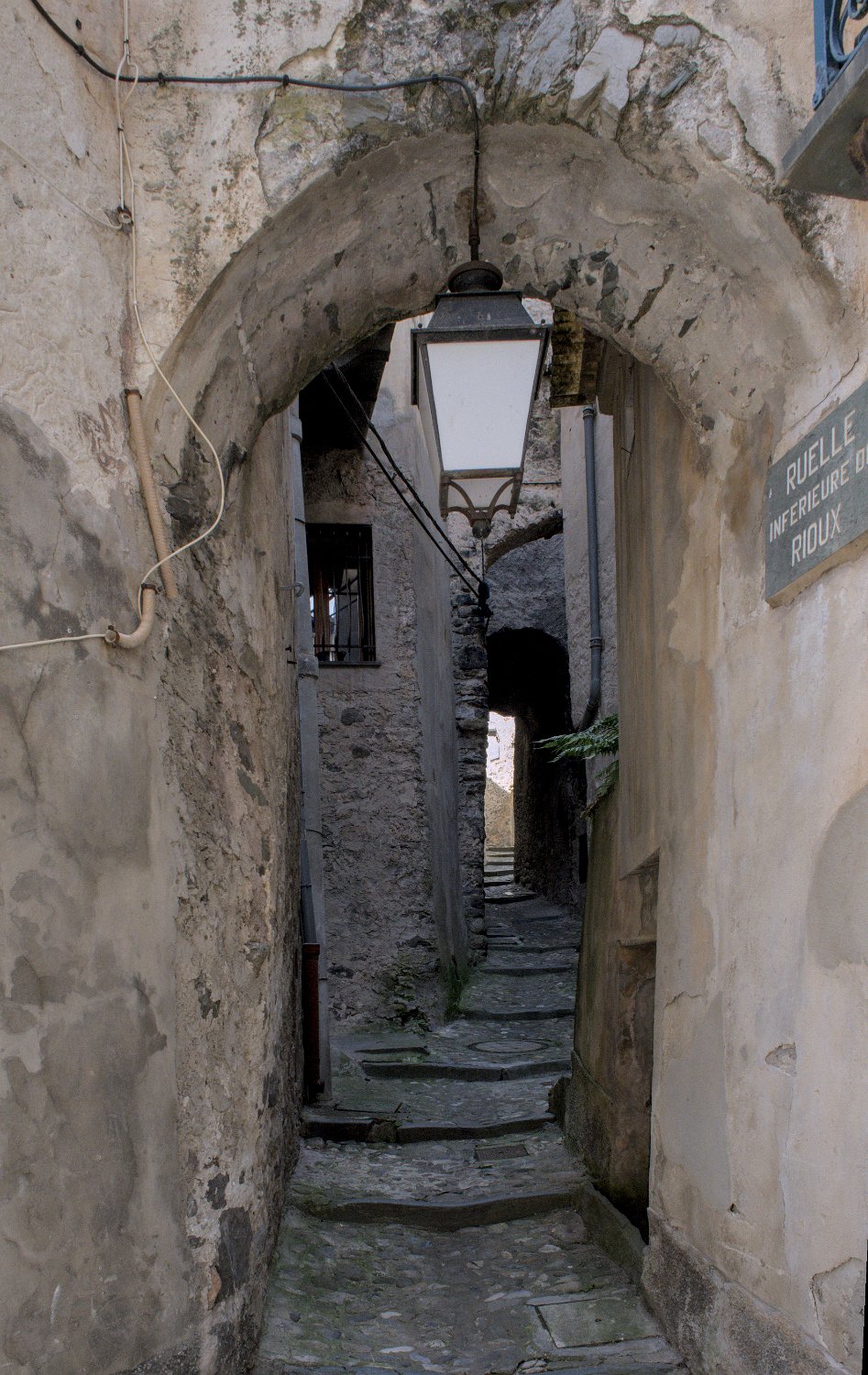 Escalier en partie sous voûtes