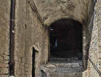 Apricale- passage sous voute