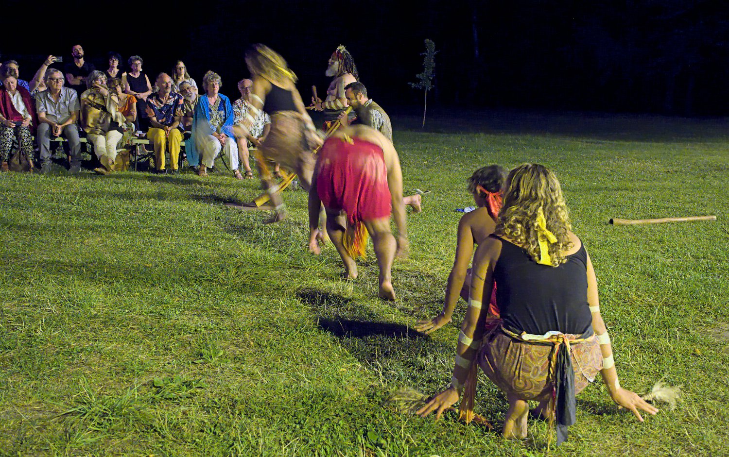 Scène de danse traditionnelle