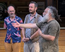 Goompi, Francis Collie et Laurent Valera