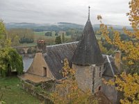 Tour carrée à toit conique