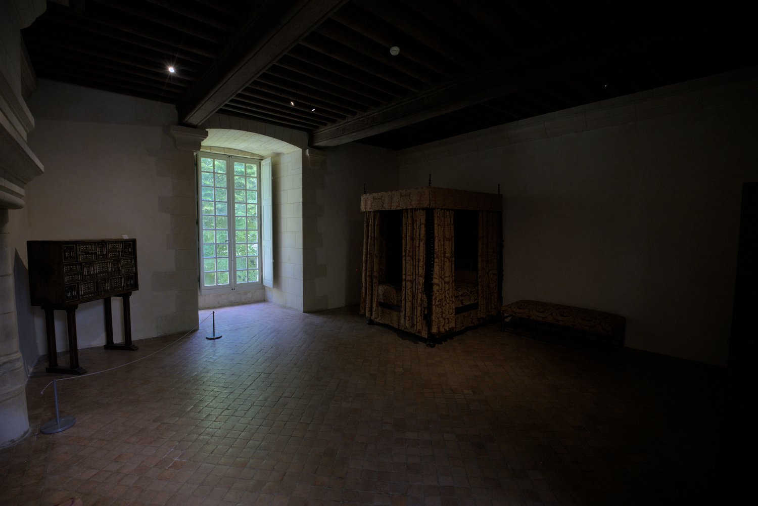 Prremier étage (tour ronde) - La chambre de la chatelaine (6)