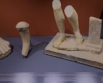 Vestiges de sculptures humaines