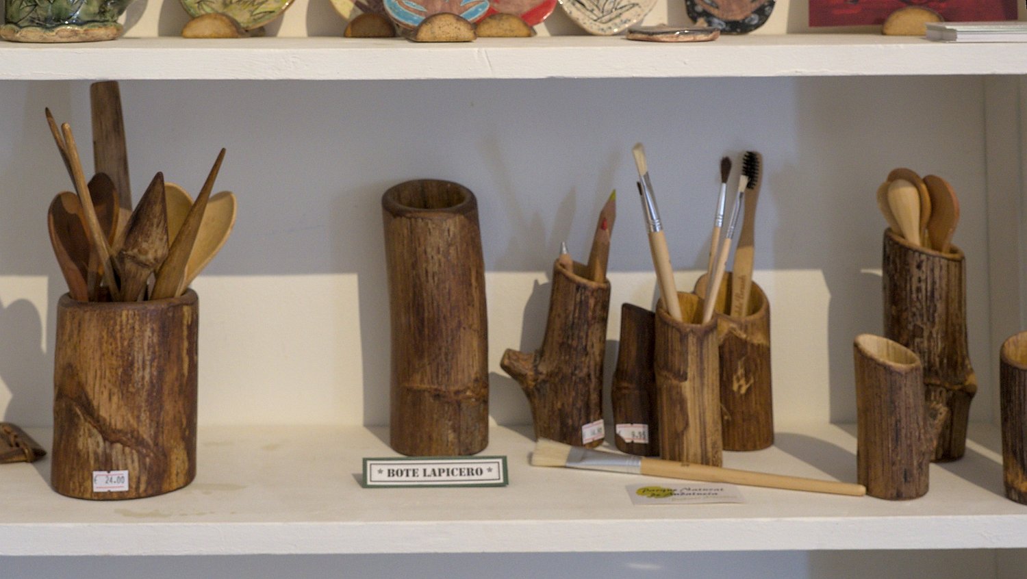 Objets en tige de fleur d'agave