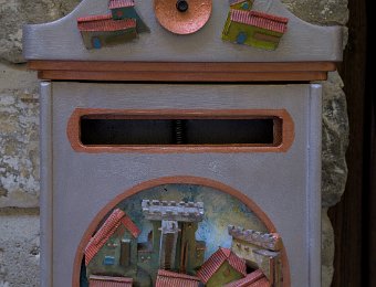 Dolceacqua- Boite à lettres